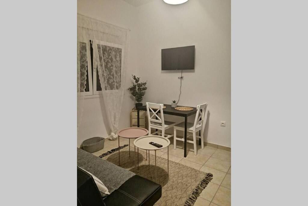 יאליסוס Cozy Apartment מראה חיצוני תמונה