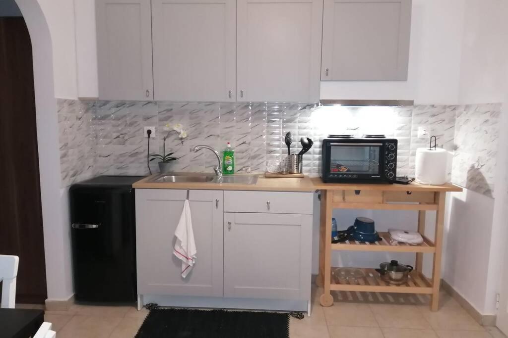 יאליסוס Cozy Apartment מראה חיצוני תמונה