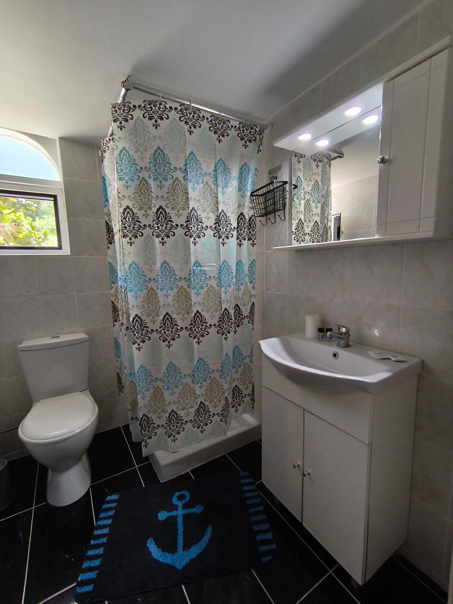 יאליסוס Cozy Apartment מראה חיצוני תמונה