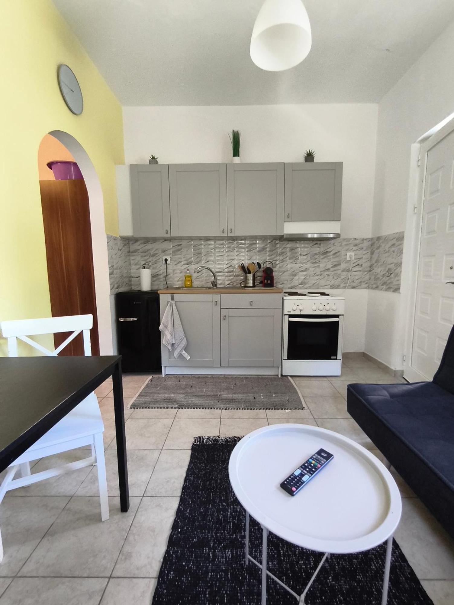 יאליסוס Cozy Apartment מראה חיצוני תמונה